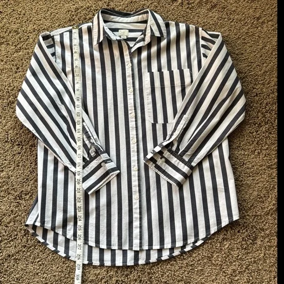 Black & White Vertical Striped Long Sleeved Blouse Top Tunic Sz S “Oversized” - Picture 5 of 13
